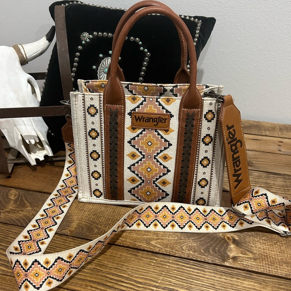 Wrangler tote bag/crossbody. This is the smaller version.